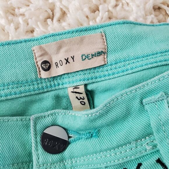 ROXY Aztec Print Denim Shorts - Picture 3 of 4